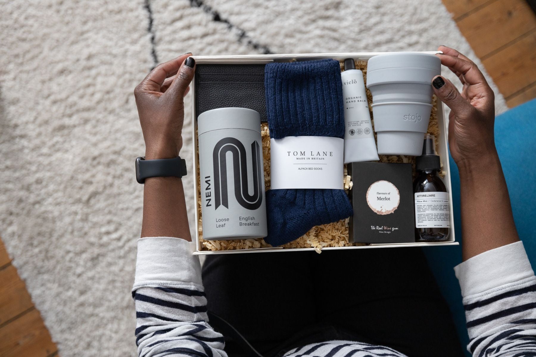 How Corporate Gifting Helps Enhance Business Relationships