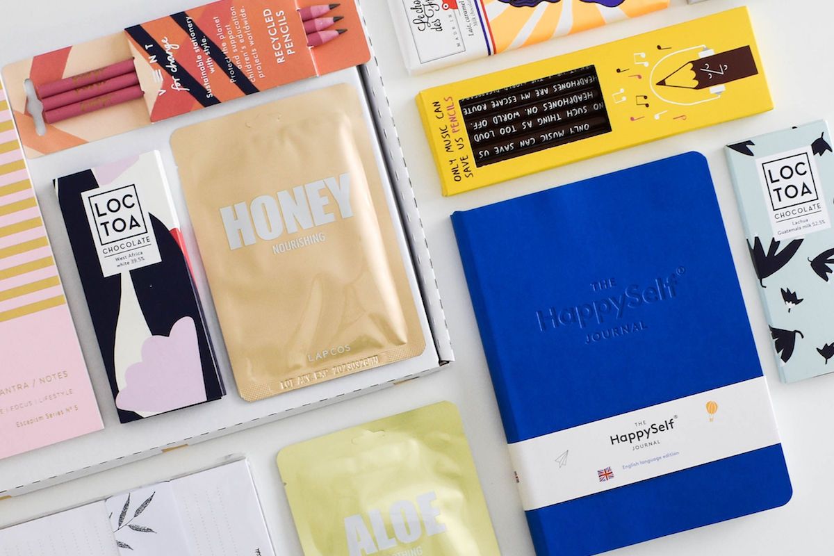 10 Corporate Gift Ideas That Clients Actually Keep